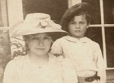 Sylvia Llewelyn Davies and her son George
